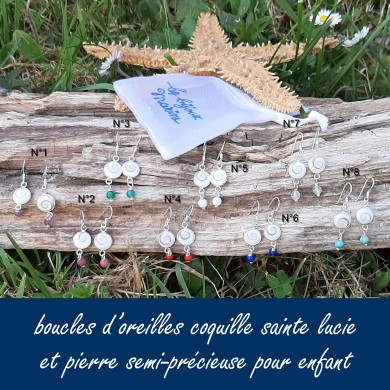 Boucles d'oreilles enfant, coquille Sainte Lucie et pierre semi-précieuse