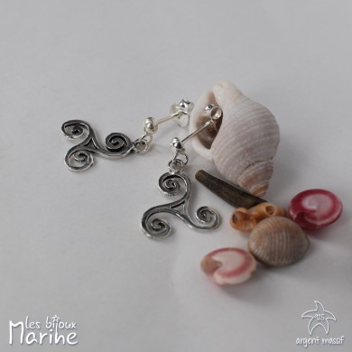 Boucles d'oreilles pendantes Triskel