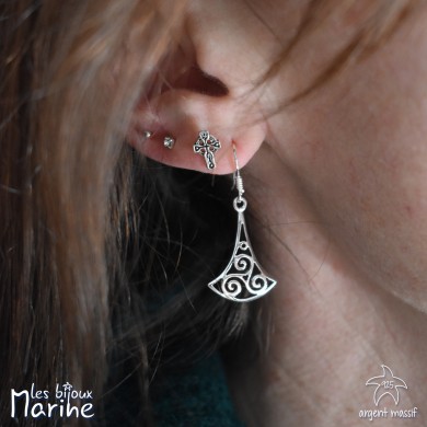 Boucles d'oreilles pendantes Triskel ajourée