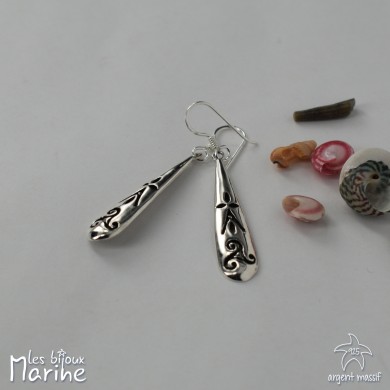 Boucles d'oreilles pendantes Triskel gouttes