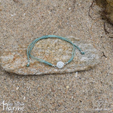 Bracelet Sainte Lucie cordon vert d'eau