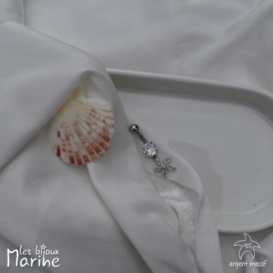 Piercing nombril étoile pendante