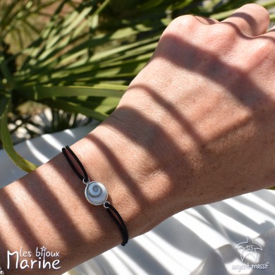 Bracelet Sainte Lucie cordon élastique noir