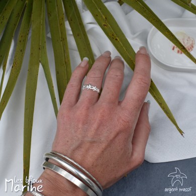 Bague ajustable fleur