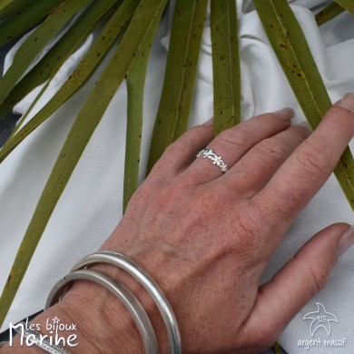 Bague ajustable fleur