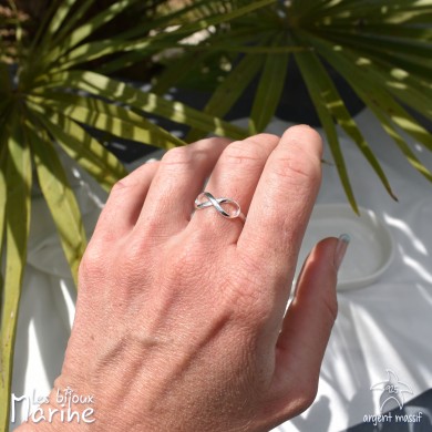 Bague ajustable infini