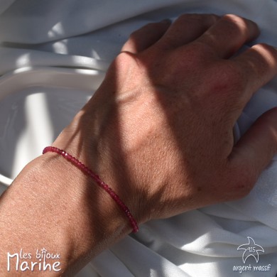 Bracelet rubis facetté